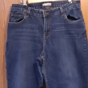 580 Levi's jeans